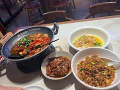-味上湘菜馆(阿波罗店)