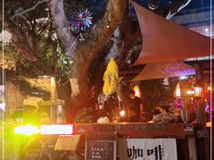 -城墙外BAR