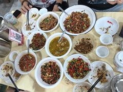 -笨罗卜浏阳菜馆(太平街店)