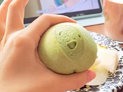 -星巴克(上海虹桥站2A检票口)