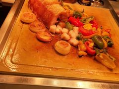 烤猪肘-松咖啡自助餐厅·松北香格里拉