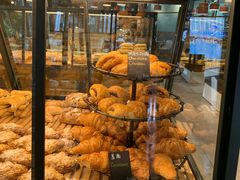 -Dough&Joe团憩(瑞虹天地月亮湾店)