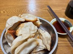 -黄阿姨锅贴大王(万航渡路店)