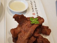 -LuOne凯德晶萃广场(徐家汇路店)