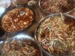 -邱金小炒·30 年盐帮江湖菜(自贡店)