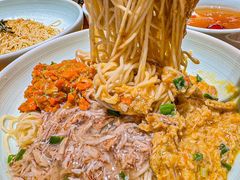 -裕兴记•蟹黄面馆(人民广场店)