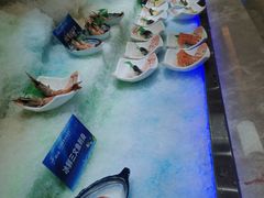 -锤头鲨毛肚海鲜烤肉自助餐厅(国购广场店)