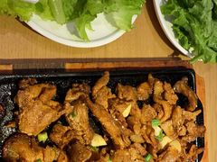 炉火烤五花肉-吕氏疙瘩汤·海鲜新鲁菜(凯德mall新都心店)