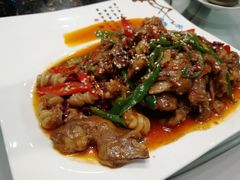 胡辣羊蹄-名羊天下陕北横山铁锅炖羊肉(博文路店)