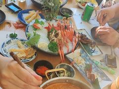-枝魯枝魯自助料理