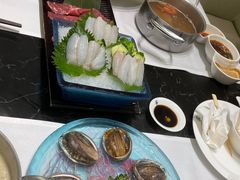 -红鼎豆捞·非遗鲍皇汤火锅(宝丰路店)