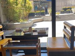 靠窗位-一席地·本地鸡窝·杭帮鸡火锅(萧山银隆百货店)