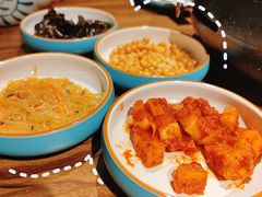 -明洞阿姨·韩式酱蟹烤肉·创意料理(三元桥店)