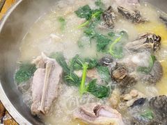 土鸡腊排骨-阿妈土锅鸡