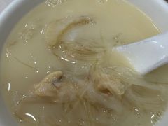 鸡煲特大鲍翅-凤城礼记鱼翅海鲜酒家(新马路总店)