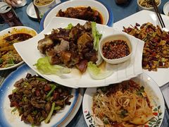 -龙大哥辣子鸡(亚太中心店)