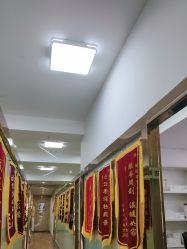 -苗医生专业祛痘·皮肤管理