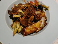 -聚友斋(陶瓷琉璃馆水晶街店)