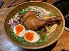 酱油白汤鸡腿叉烧拉面-FROM FARM八亩农场(三里屯店)