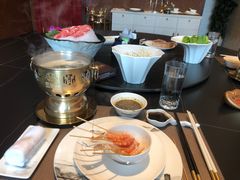 -鼎泰亨·海鲜牛肉餐厅(滨江店)