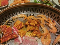 -享遇.锅姥姥牛排海鲜自助(小寨店)