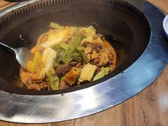 -山河屯铁锅炖·非遗东北菜(南山店)