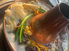-岳记兴隆·青城腊排铜火锅(融创店)