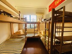 -阿姨来了月嫂服务中心(徐汇店)