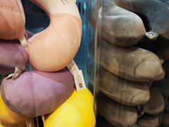 -名创优品(江南新地店)