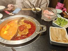 -井格重庆火锅(西直门凯德Mall店)
