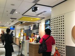 -麦当劳(百联西郊购物中心店)