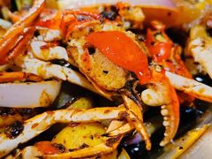 -休记光头香辣蟹干锅店(衣冠庙店)