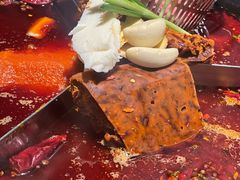 -叁口煮老火锅(东升店)