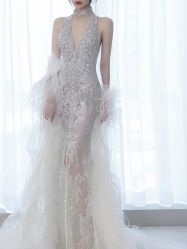 -月月婚纱礼服仓储店(王府井店)