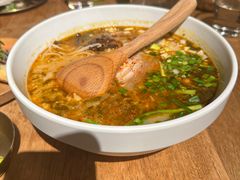 -SHAN山(前滩太古里店)