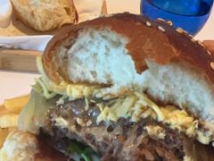 -AZUR聚(香格里拉饭店)