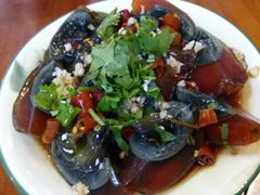 凉拌皮蛋-曹丞相·地锅鸡·地锅鱼(武林店)