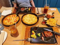 -必胜客(广渠路店)