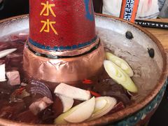 苏尼特冰煮羊-毛辣果·贵州红酸汤牛肉火锅(西单店)