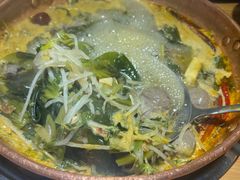 -洱火云南酸菜牛肉火锅(石景山当代商城店)