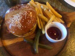 -羽深肉铺 Steak & Wine
