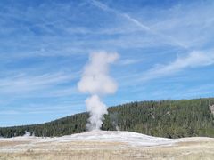 -老忠实间歇泉