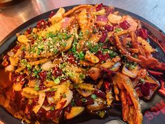 -何师烧烤Pro ·江湖川菜·小龙虾·精酿(太古里旗舰店)