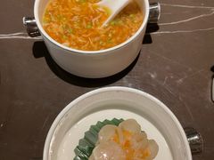 -海派悦庭·海胆烧麦·新融合菜(凯德广场店)