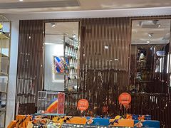 -VENCHI 闻绮(上海佛罗伦萨小镇店)