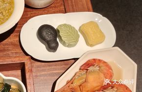 Plum-Scented Maturely Marinated Luo's Prawn