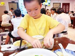 -百年老字号·观振兴蟹黄面·三虾面·苏式面(观前街富仁坊巷店)