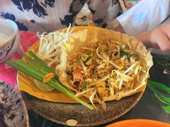 -Pad Thai Kratong Thong by ama