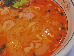 -弘束束柳州深巷螺蛳粉(珠江路店)