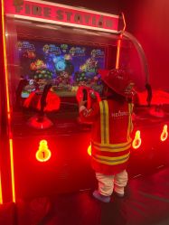 -奈尔宝·儿童乐园·亲子餐厅(鄞州万达店)